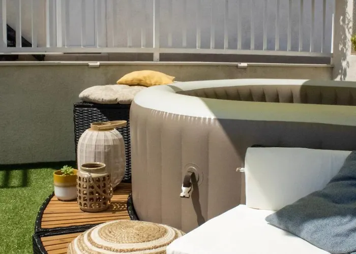 Radovac 아파트 자톤